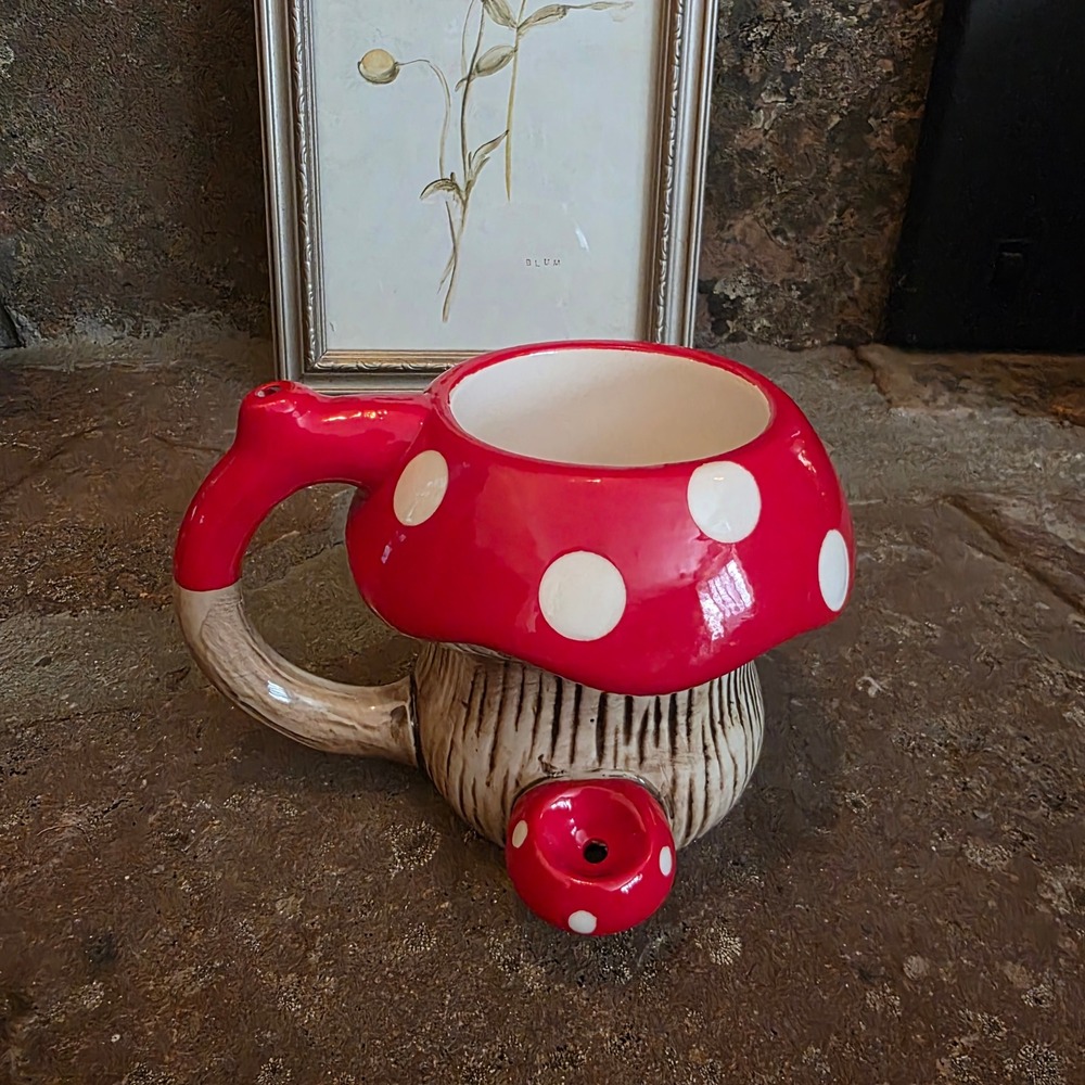 Red Mushroom Wake and Bake Mug Ceramic Toadstool Coffee Cup Pipe